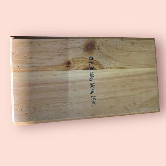 Vintage and Lane Mini Cedar Chest Mother & Child P Buckley Moss - Picture 8 of 9